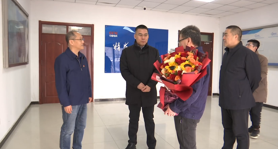 鲁永飞开展春节前走访慰问活动