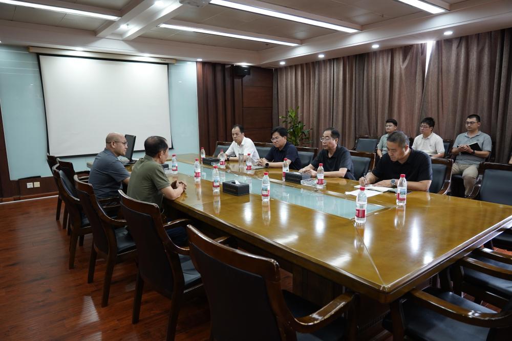 陈宏锋调研经济开发区电子信息企业和城市内涝治...